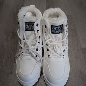 White Faux Fur Lined High-Top Snow Boots